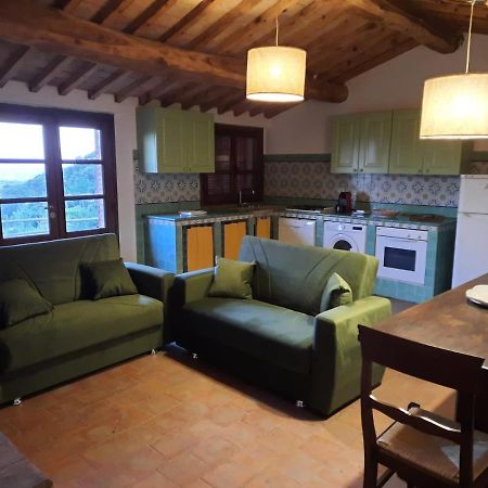 Casa Di Campagna In Collina Tatti Exterior foto